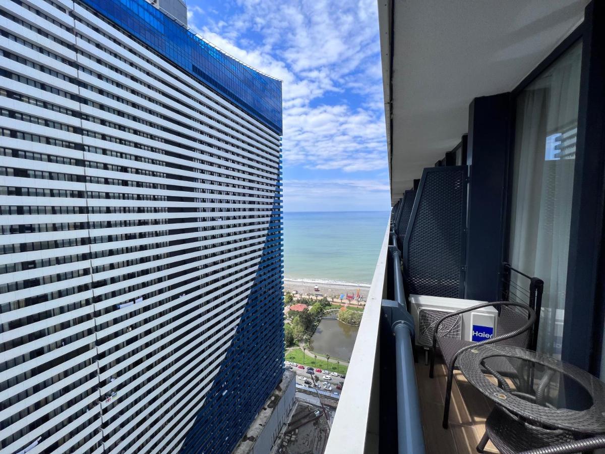 Orbi City Central Aparthotel Batumi Exterior foto
