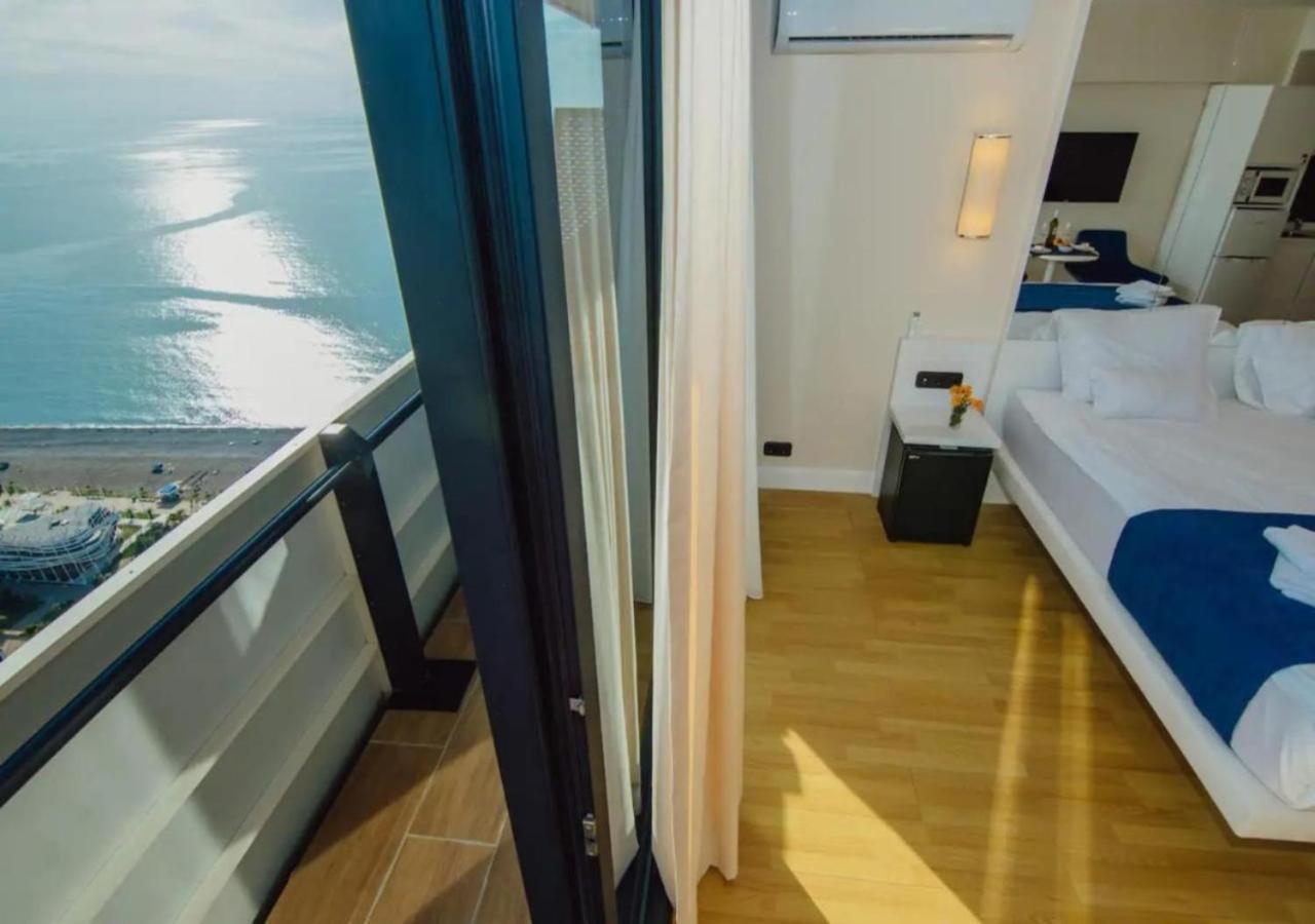 Orbi City Central Aparthotel Batumi Exterior foto